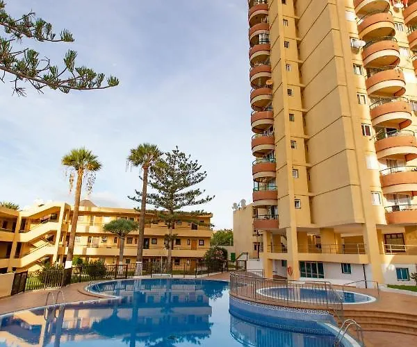 Daire Luxury Boutique In Torres Del Sol
